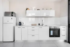 Chic Urban 4th Flr 1BR Apartment w/ Washer&Balcony - Image 3