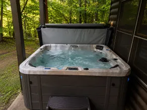 Blue Ridge 4BR | 2 King Suites | Hot Tub | Views - Image 3