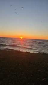 SUNRISE BAY with panoramic view of Lake Erie - Image 4