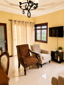 Luxury 2BR | Jacuzzi, Pool & Mountain Views - Image 2
