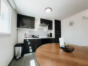 Ground floor apartment in villa - Image 3
