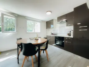 Ground floor apartment in villa - Image 2