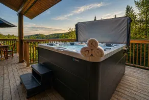 Dolce Vita Tremblant | Private Lakefront Villa - Image 5