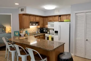 Ground Floor Getaway Beach, Golf, Ball - Image 4