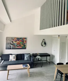 Near Nice, large, bright 2-room apartment with terrace - Image 2