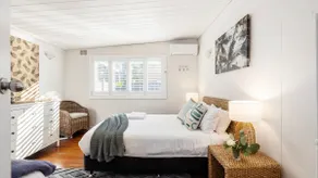Beach Bungalow - Image 4