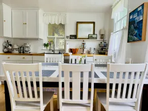 Victorian Charm in Wiscasset, Maine: Acorn Cottage - Image 4