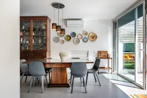 Unique Townhouse with Private Garden & Pool - Lisbon - Image 2