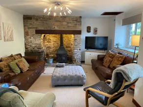 Relaxing quiet escape nr top beaches, free parking - Image 3