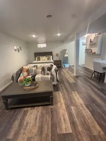 University area studio apartment - Image 3