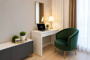 Metropole Apartments Studio City - Image 2