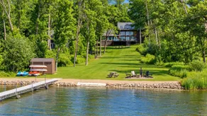 Sunroom-Game room- Family Room- Kayaks, Games - Image 3
