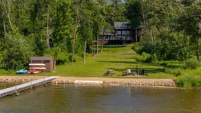 Sunroom-Game room- Family Room- Kayaks, Games - Image 4