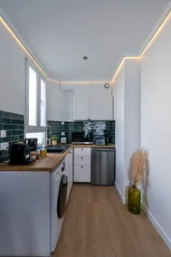 Premium Two-Room • Starry Ceiling • Downtown • Paris - Image 2