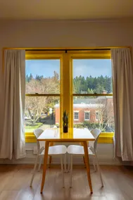UO-Inspired 1BR+Kitchen/W&D at5th St Market, 86”TV - Image 2