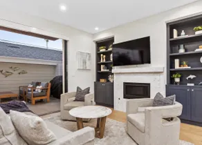 Immaculate New House in Heart of Village, Walkable - Image 2