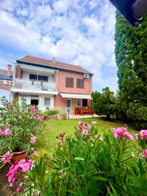 Premium house is for rent with garden - 4 rooms - Image 3