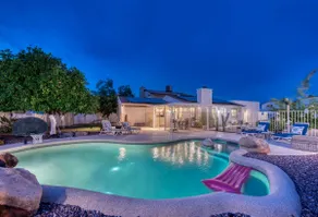 YOUR private Desert Getaway with FREE Heated Pool! - Image 4