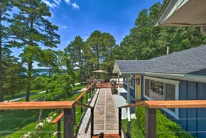 Upscale Cottage with Furnished Lake-View Deck! - Image 3