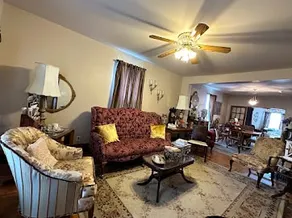 Victorian Rental Getaway (Entire House) - Image 2
