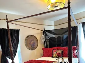 Victorian Rental Getaway (Entire House) - Image 4