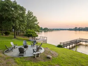 Updated Lake Wylie Home @ The Fox Cottage - Image 2
