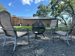 Bluff top home with expansive views  - Image 3