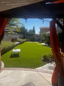 4brm Home with a Huge Backyard! - Image 2