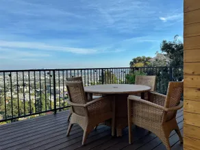 Stunning View Hollywood Hills Guest House - Image 3