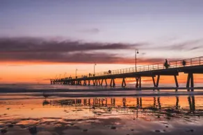 Moments on Moseley - Walk to Glenelg Beach & Jetty - Image 5