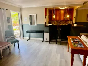 Best Kept Atlantic Avenue Secret. Fab Location!!! - Image 3