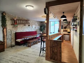 bistro-style cottage with bar and pizza oven - Image 3
