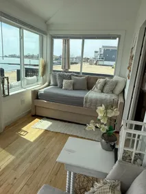 Oceanfront Oasis Spacious 3-Bedroom, 2-Bath Retreat for 12  Linens Included - Image 3