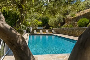 Touchstone Villa - Private Pool, Mountain Views & Luxury Architecture - Image 2