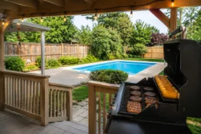 Relaxing Pool Retreat Near Wineries & Point Pelee - Image 4