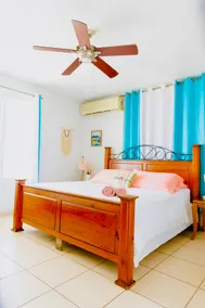 4. Family Scape, Heated Pool & Amazing Bay Views - Image 2
