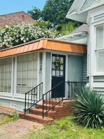 Centrally located in Historic Biloxi. - Image 2