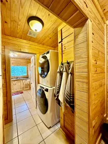 Knotin Top Venues Guest House. 2/2 sleeps up to 6 - Image 5