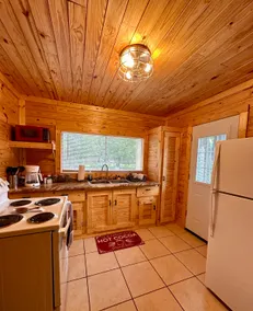 Knotin Top Venues Guest House. 2/2 sleeps up to 6 - Image 4