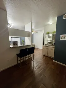 (12) Modern Apt, near Strip, Allegiant & Dining - Image 4