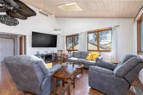 Indian Lake Waterfront Home & Boathouse - Boat Rental Available - Sleeps 16 - Image 4