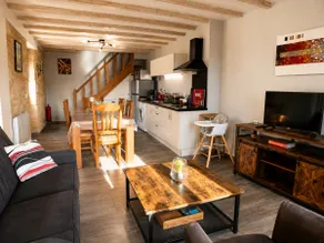Chez Pierrot Gîte 4 personnes avec vue sur la vallée Parking privé Proche La Roque-Gageac - Image 3