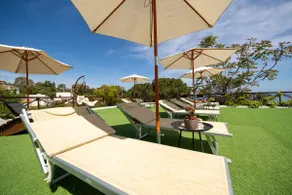 Pater Meus Suites - Sea View, Pool & Parking - Image 2