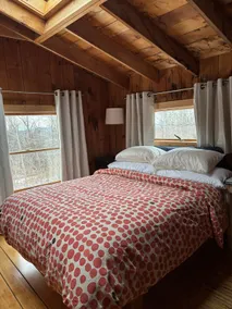 Cozy 2-Bedroom Mountain Escape - Image 5