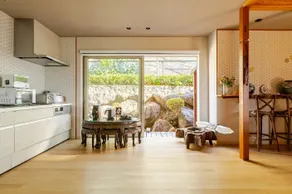 Private villa+garden. 7R, 3toilet, 2shower+bathtub - Image 2