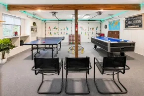 Family Retreat Treehouse Game Room Near Silverwood - Image 4