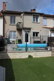 House with pool and air conditioning near the city center and train station - Image 5