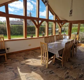 Spacious Family & Group Retreat | Sleeps 10 | Hot Tub & Games Room | Dorset - Image 3