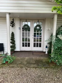 Chez Lafayette Guest Cottage in Historic District - Image 5