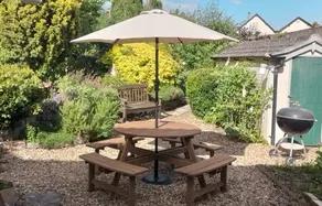 Large & Cosy Country Cottage and Garden, Somerset - Image 2